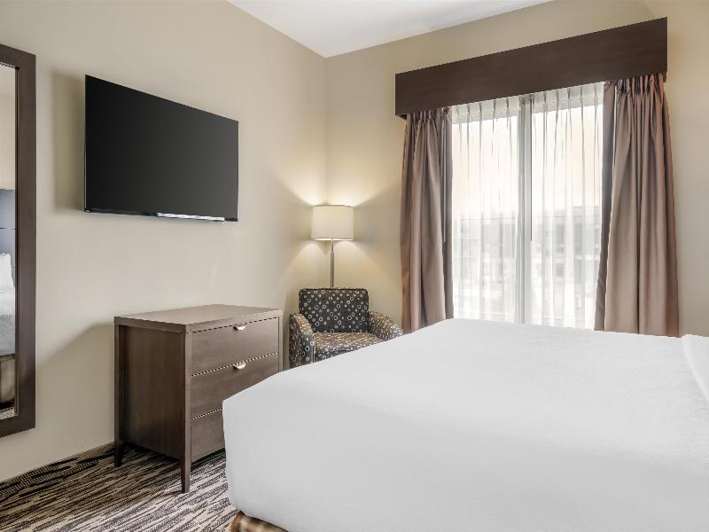 Best Western Plus Bridgewater Hotel & Convention C image