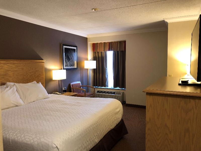 Best Western Plus Cobourg Inn & Convention Centre image