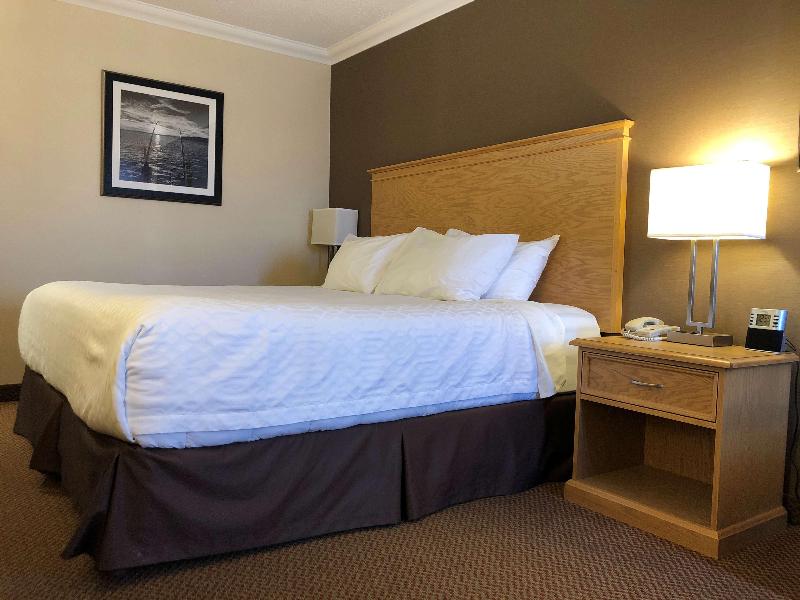 Best Western Plus Cobourg Inn & Convention Centre image