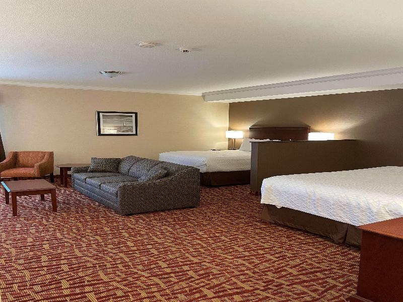 Best Western Plus Cobourg Inn & Convention Centre image