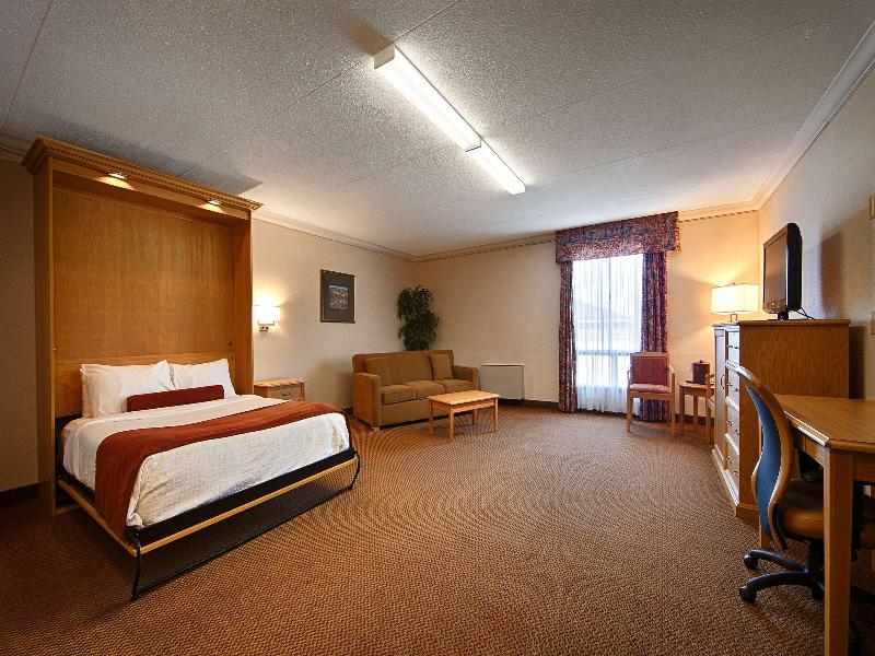 Best Western Plus Cobourg Inn & Convention Centre image