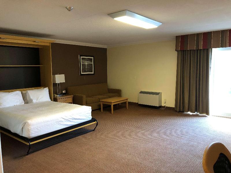 Best Western Plus Cobourg Inn & Convention Centre image