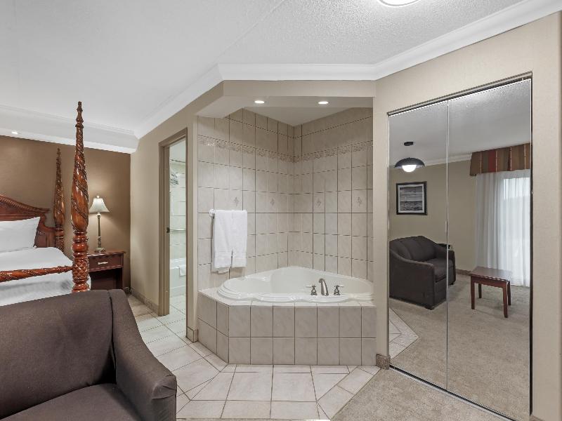 Best Western Plus Cobourg Inn & Convention Centre image