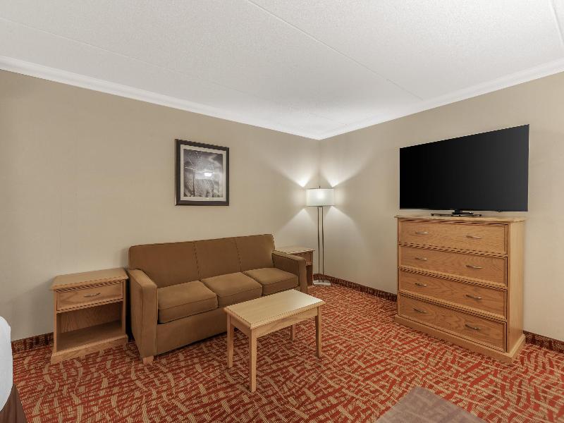 Best Western Plus Cobourg Inn & Convention Centre image