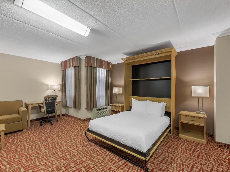 Best Western Plus Cobourg Inn & Convention Centre image