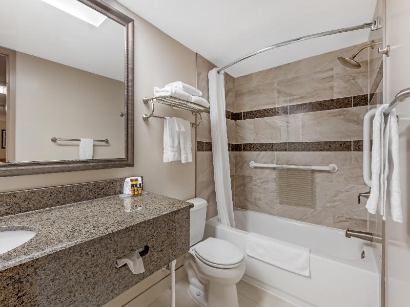 Best Western Plus Cobourg Inn & Convention Centre image