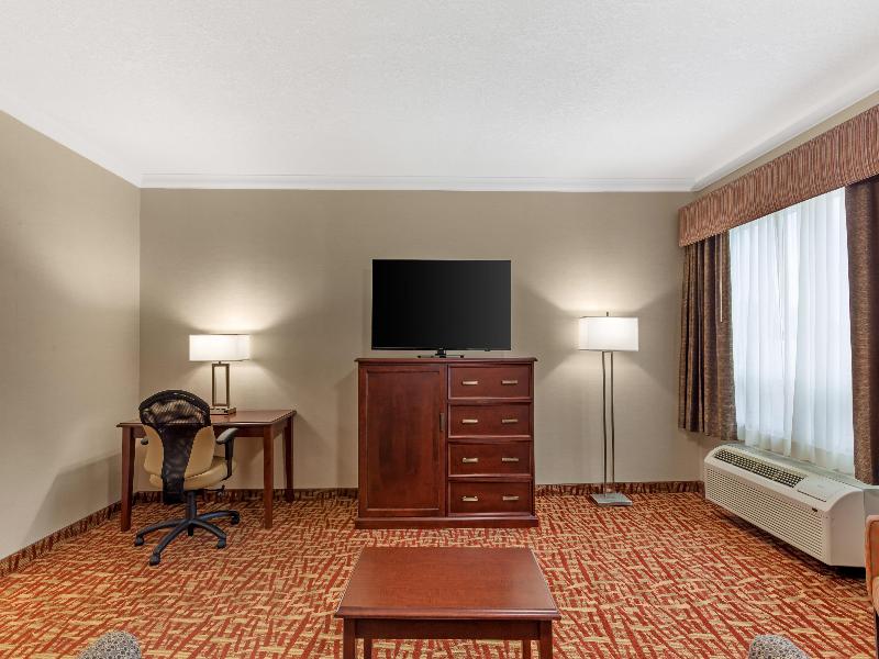 Best Western Plus Cobourg Inn & Convention Centre image