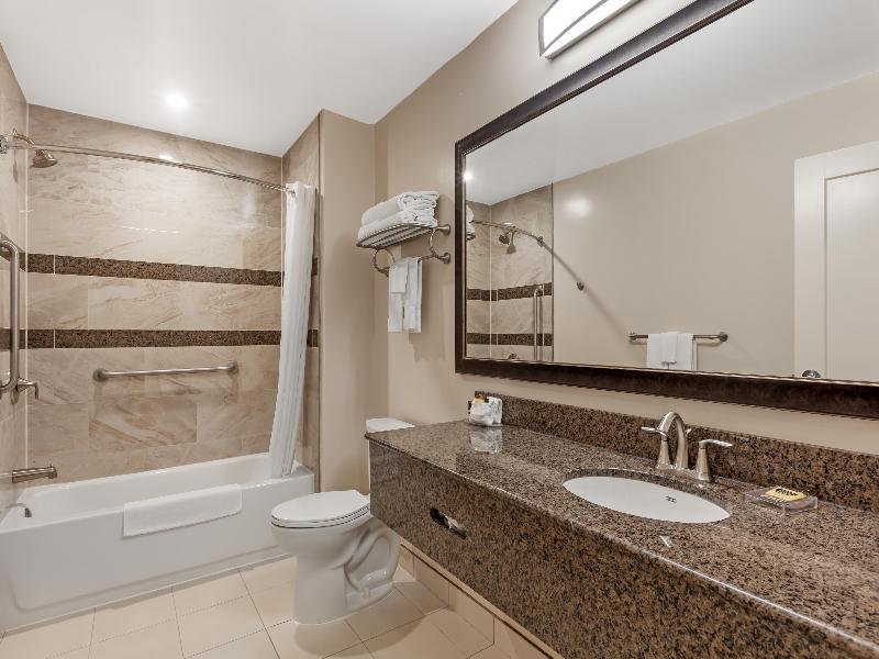 Best Western Plus Cobourg Inn & Convention Centre image