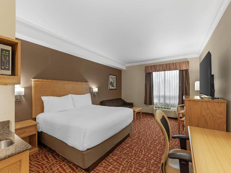 Best Western Plus Cobourg Inn & Convention Centre image