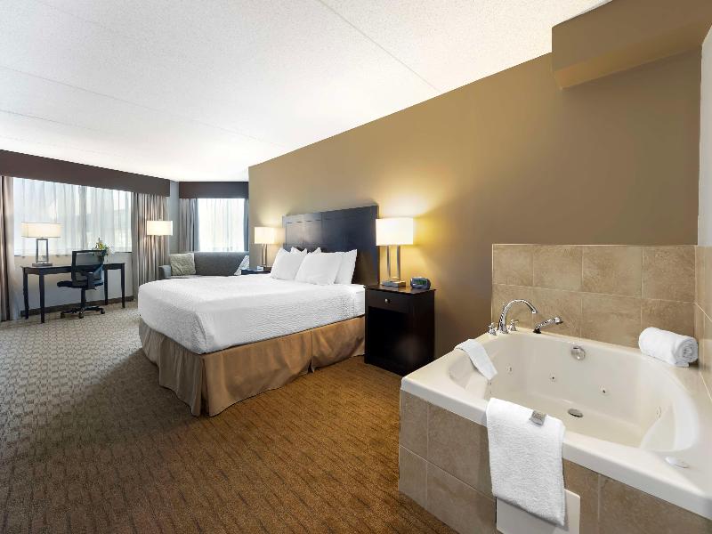 Best Western Pembroke Inn & Conference Centre image