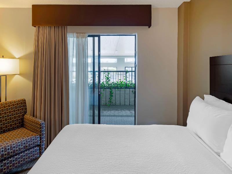 Best Western Pembroke Inn & Conference Centre image