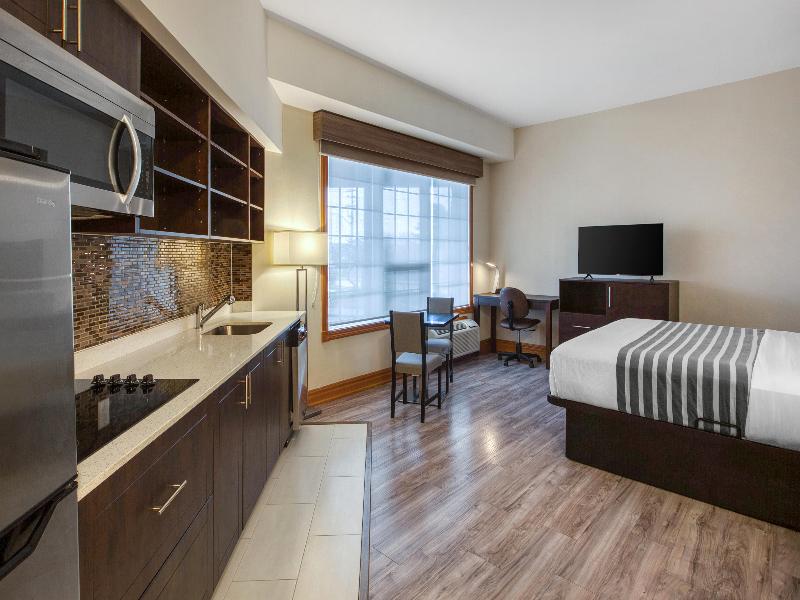 SureStay Plus by Best Western Kincardine image