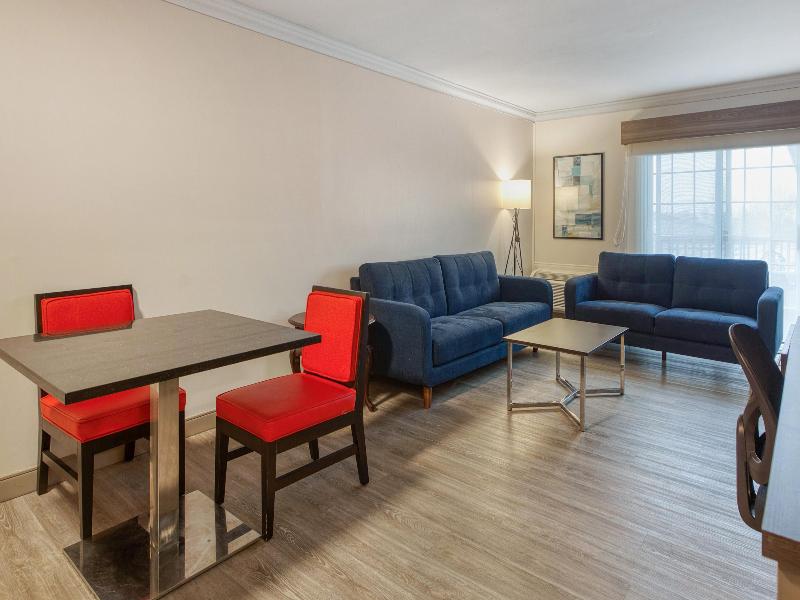 SureStay Plus by Best Western Kincardine image