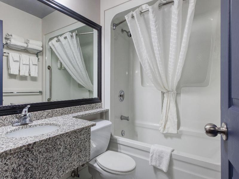 SureStay Plus by Best Western Kincardine image