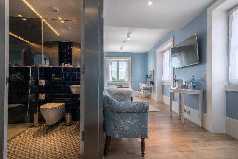 Lx Boutique Hotel image
