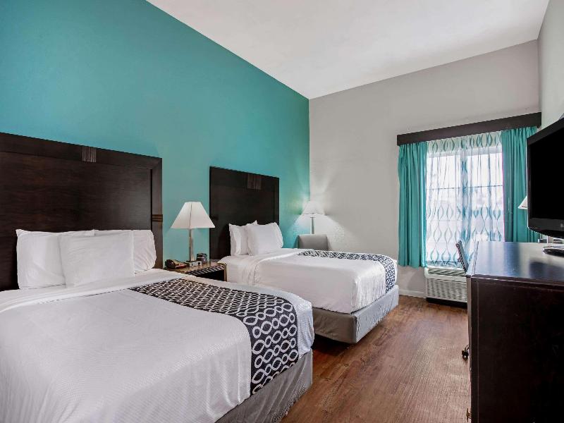 QUADRUPLE Accessible-Two Queen Beds