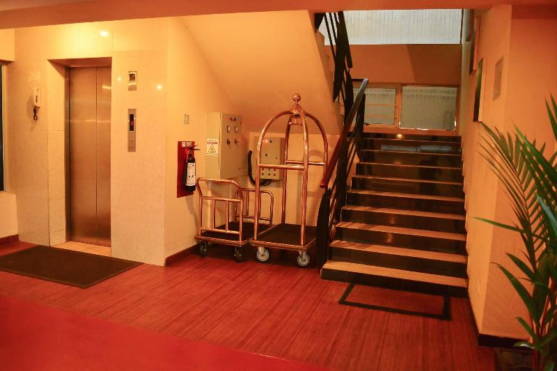 Unique Towers Luxury Boutique Suites image