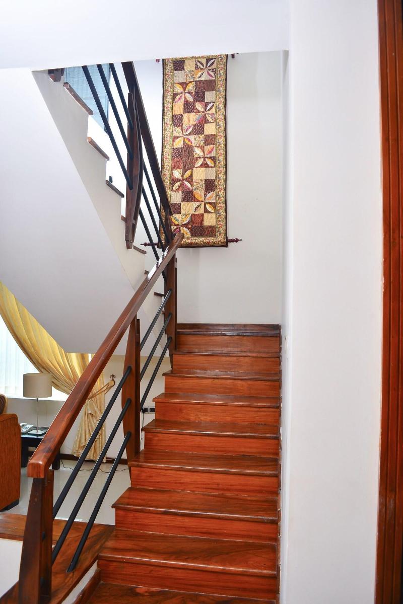Unique Towers Luxury Boutique Suites image