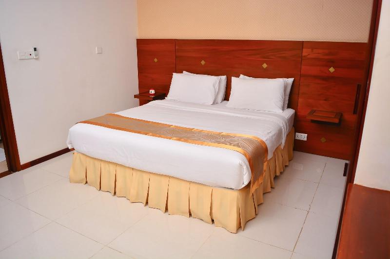 Unique Towers Luxury Boutique Suites image