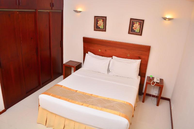 Unique Towers Luxury Boutique Suites image