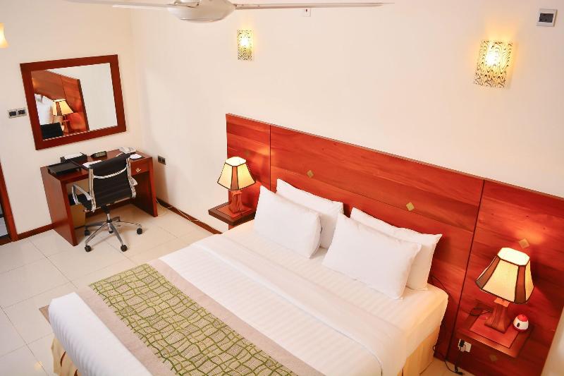 Unique Towers Luxury Boutique Suites image