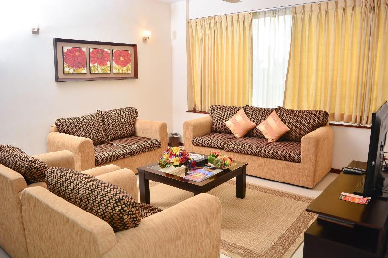 Unique Towers Luxury Boutique Suites image
