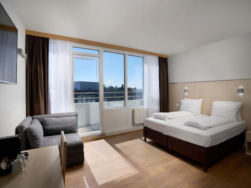 Hotel Klettur image