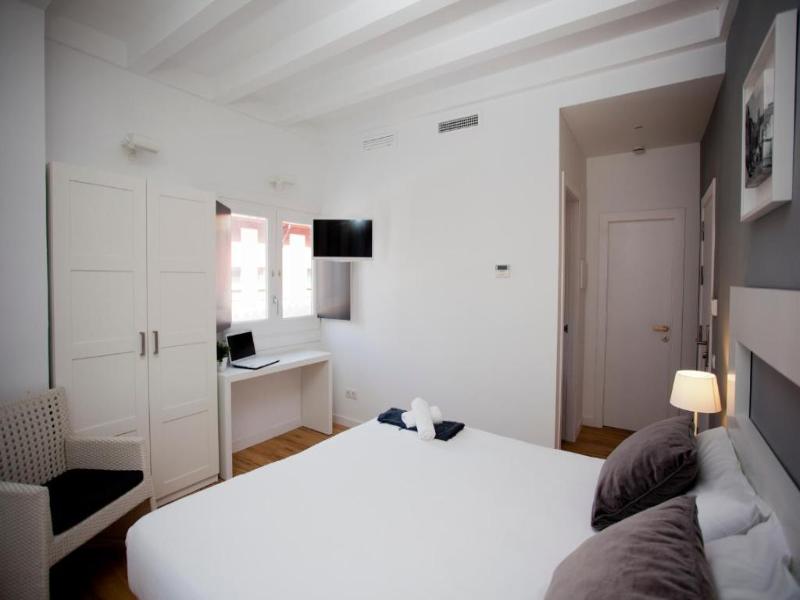 Sitges image
