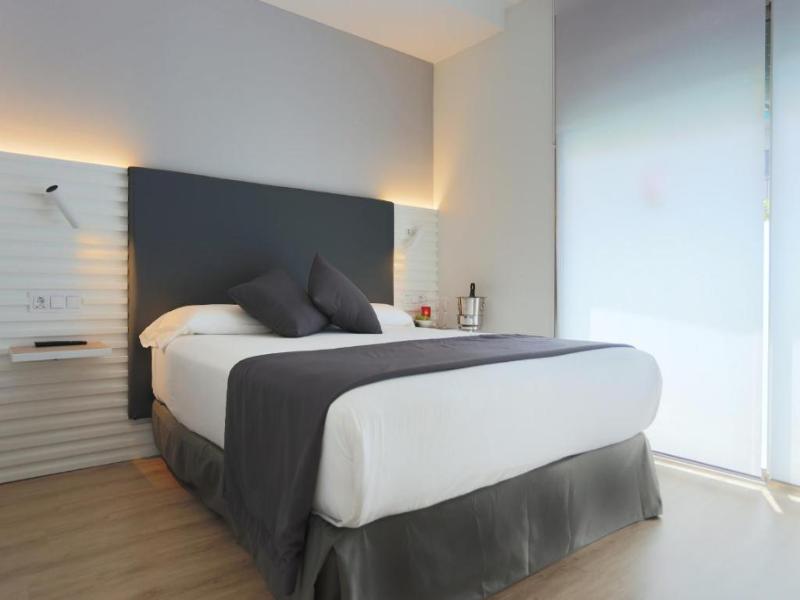 Sitges image