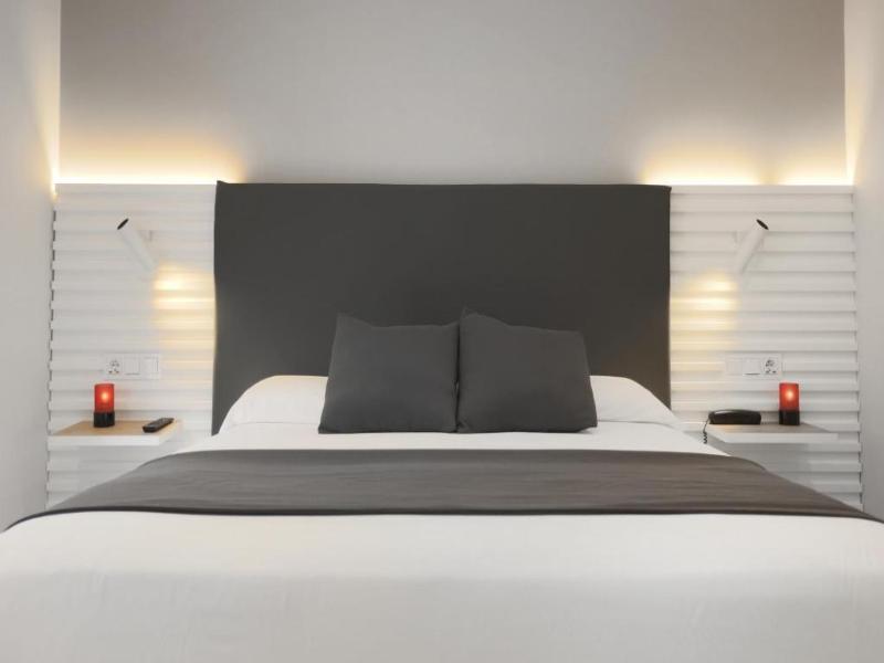 Sitges image