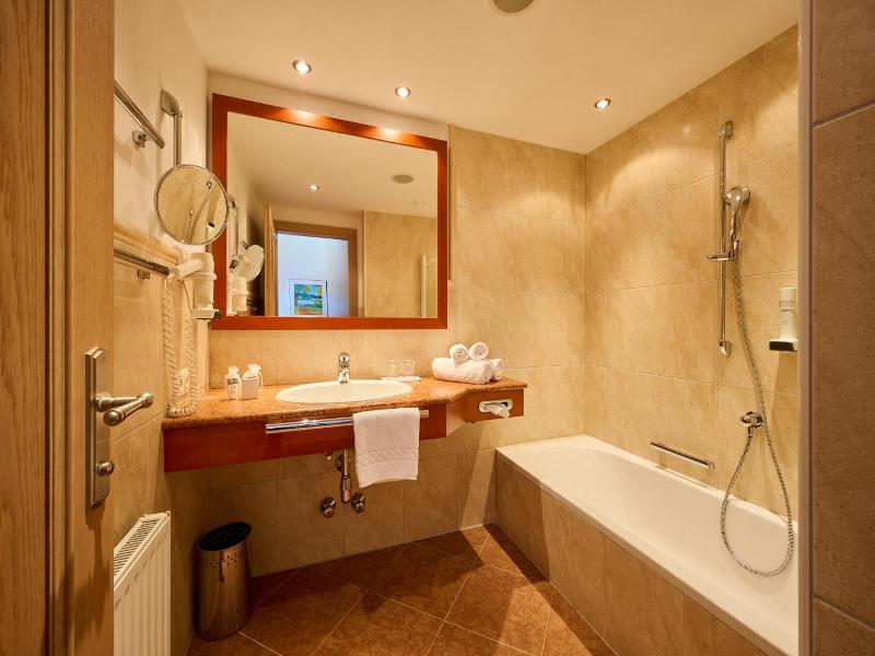 Vital Landhotel Schermer image