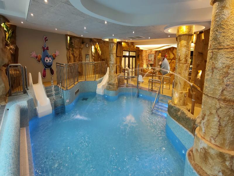 Aquashow Park Hotel image