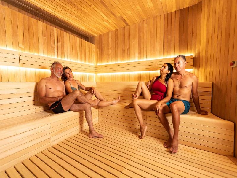 Aquashow Park Hotel image