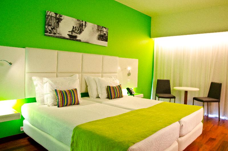 Aquashow Park Hotel image