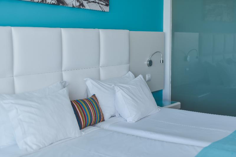 Aquashow Park Hotel image
