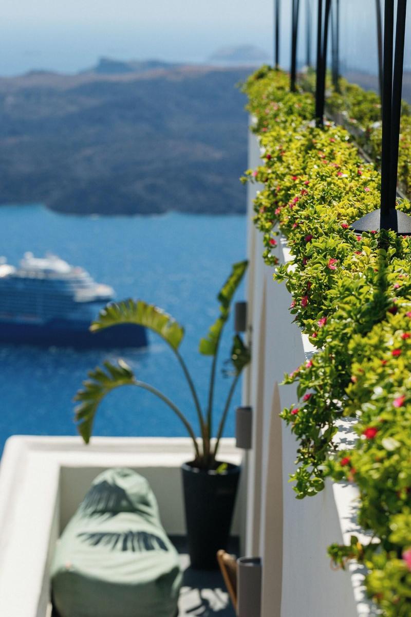 Kastro Suites image
