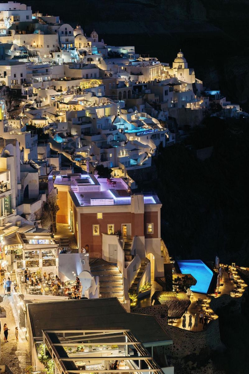 Kastro Suites image