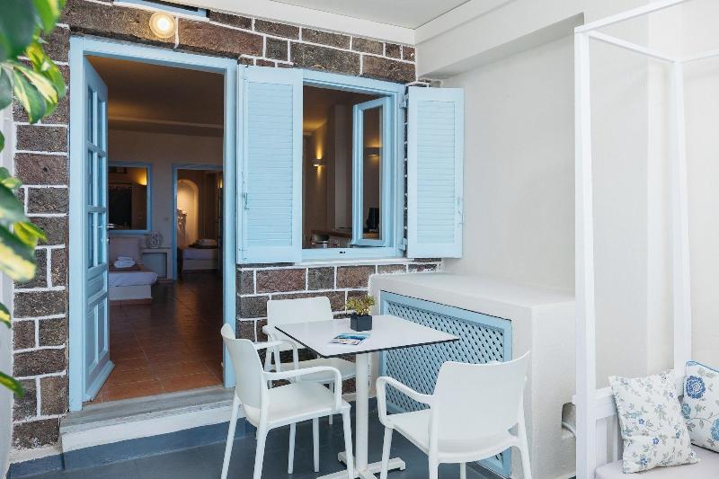 Kastro Suites image