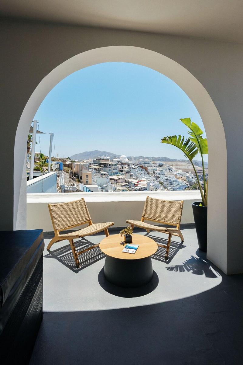Kastro Suites image
