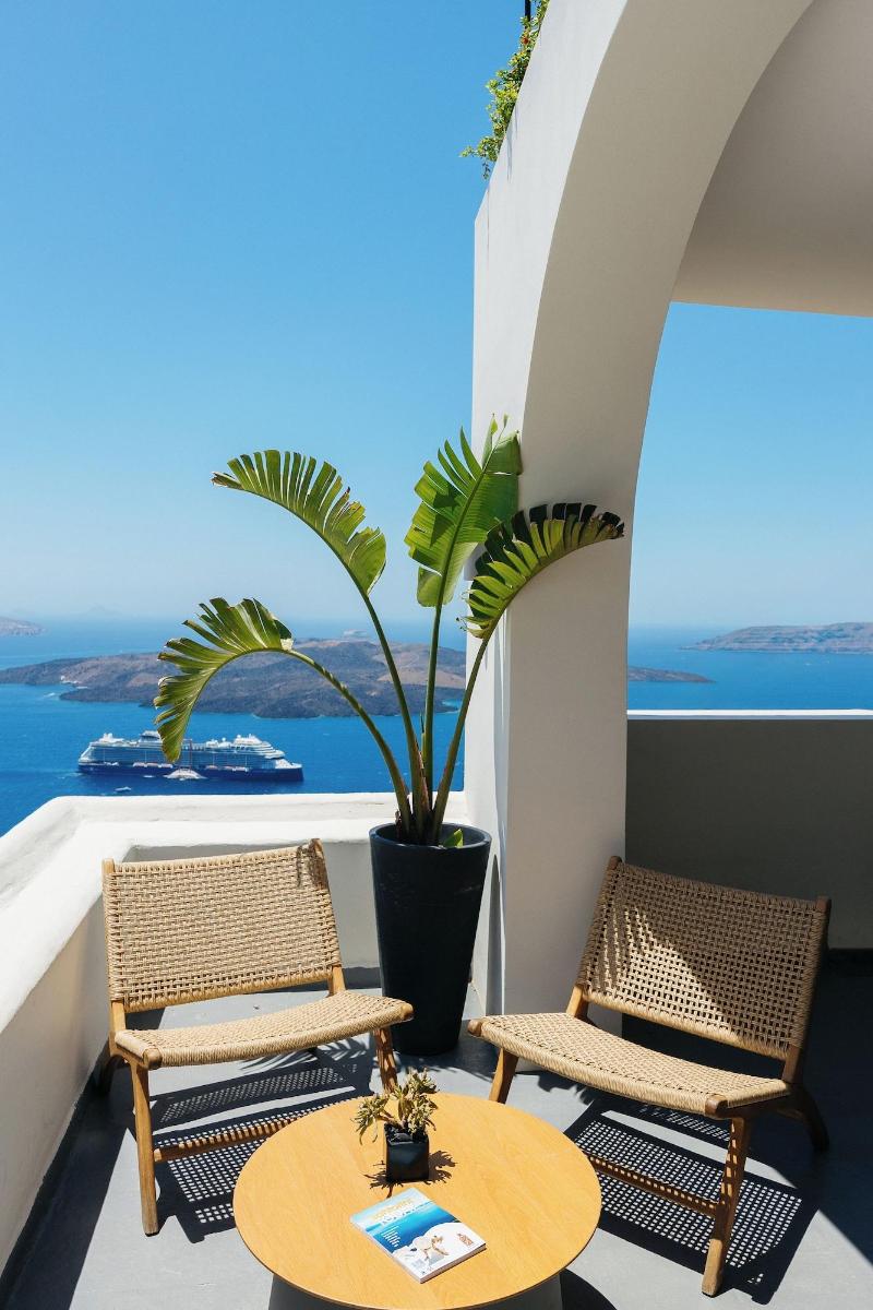 Kastro Suites image