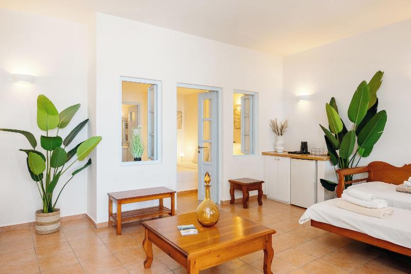 Kastro Suites image