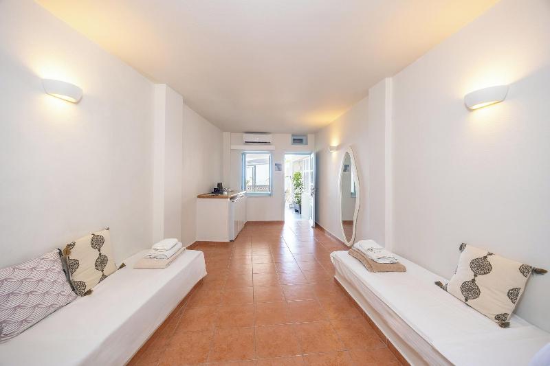 Kastro Suites image