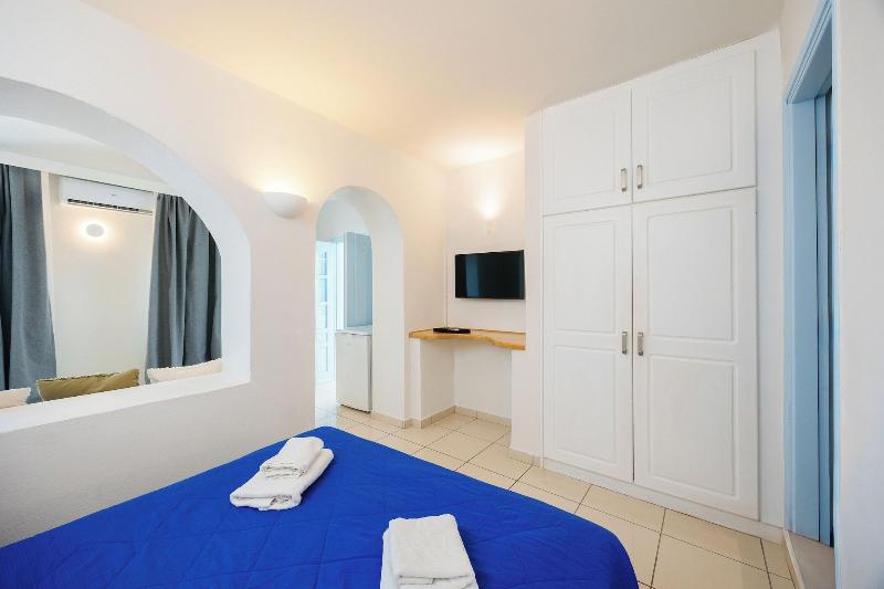 Kastro Suites image