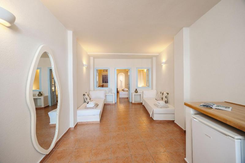 Kastro Suites image