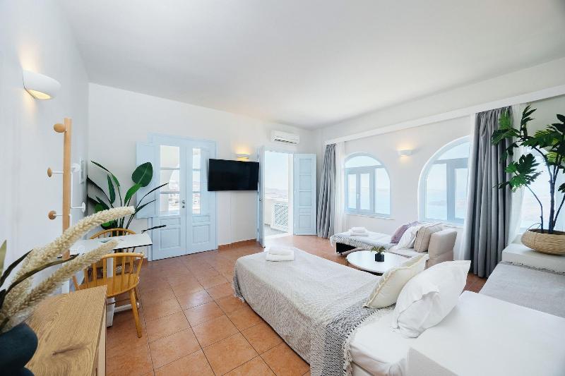 Kastro Suites image