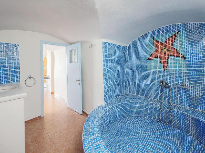 Kastro Suites image