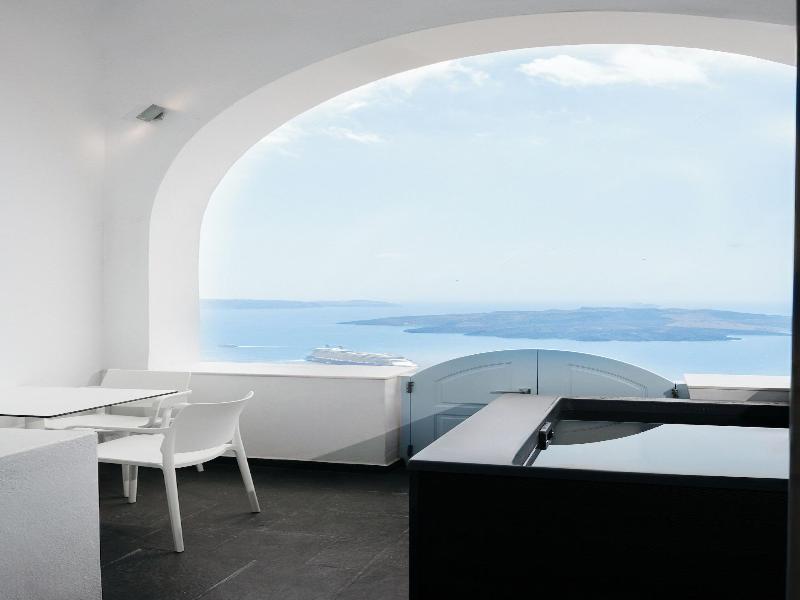 Kastro Suites image