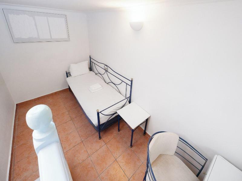 Kastro Suites image