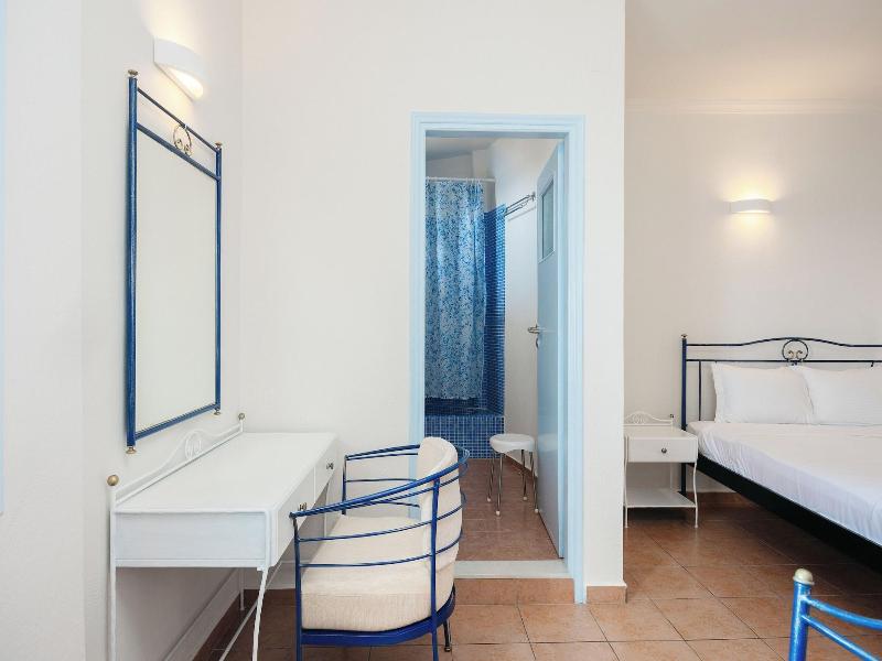 Kastro Suites image