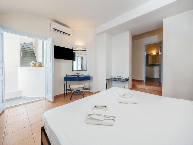 Kastro Suites image